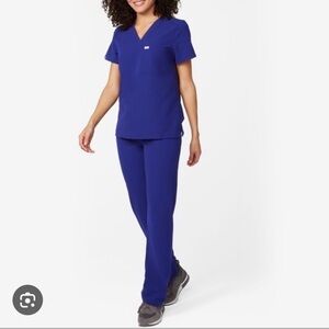 Figs Deep Royal Blue V-Neck Scrub Top Size M
